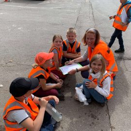 Wanderung zur Entsorgungsanlage Walddorf